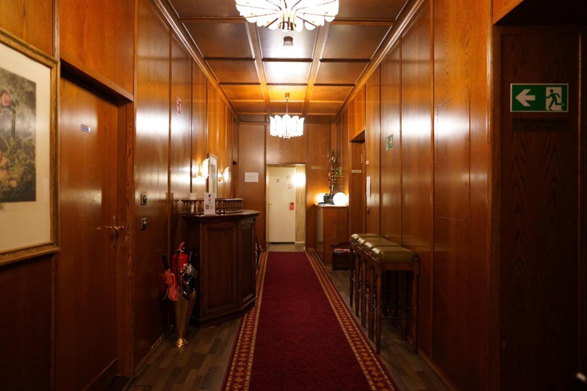 Hotel Pension Xantener Eck Берлин Экстерьер фото