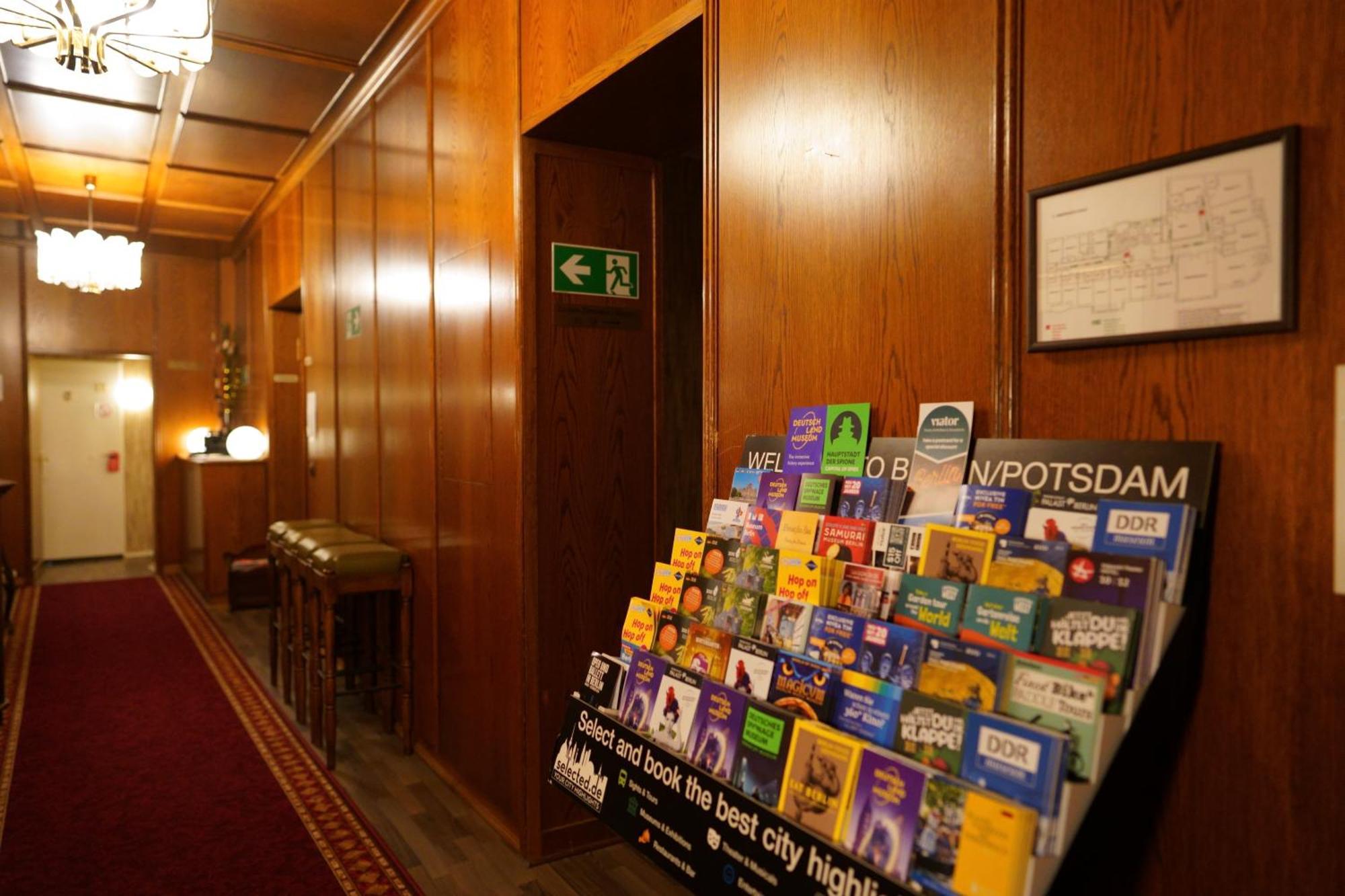 Hotel Pension Xantener Eck Берлин Экстерьер фото